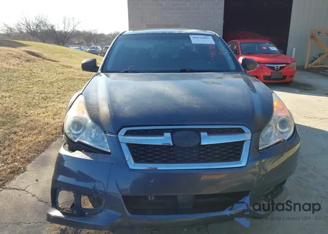 2013 Subaru Legacy 2.5I z USA, uszkodzony, nr VIN 4S3BMCA65D3009587